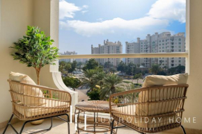 LUX The Shoreline Palm Island Skyline Suite